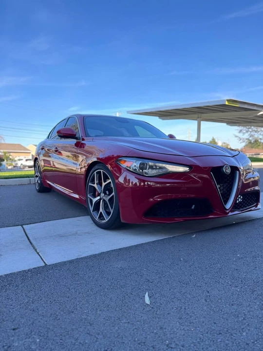 2019 Alfa Romeo Giulia - Image 3 of 15