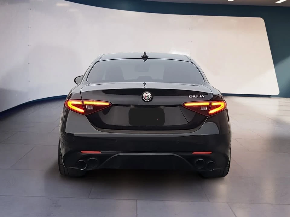 2019 Alfa Romeo Giulia - Image 3 of 18