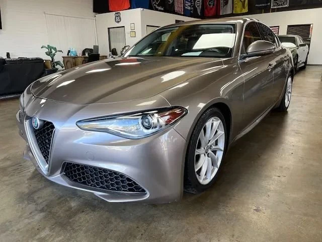 2019 Alfa Romeo Giulia - Image 3 of 17