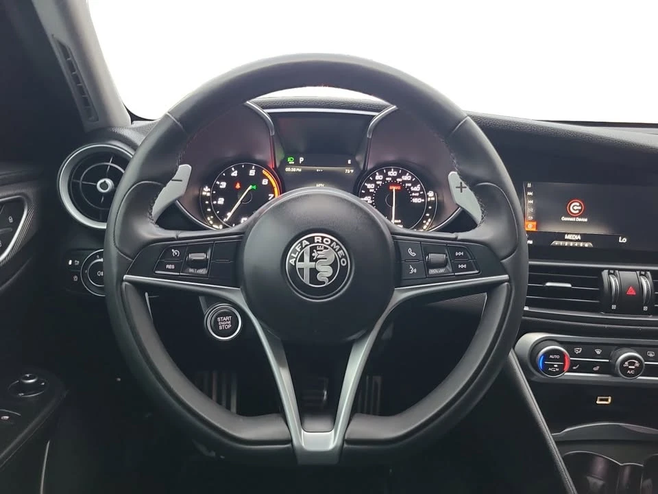 2019 Alfa Romeo Giulia - Image 8 of 18