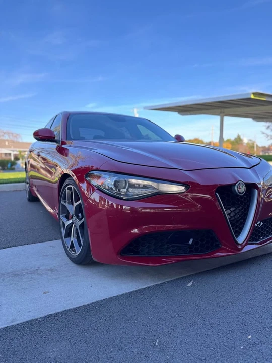 2019 Alfa Romeo Giulia - Image 2 of 15