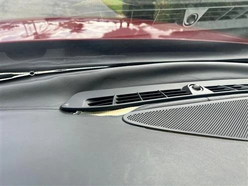 2019 Alfa Romeo Giulia - Image 14 of 19
