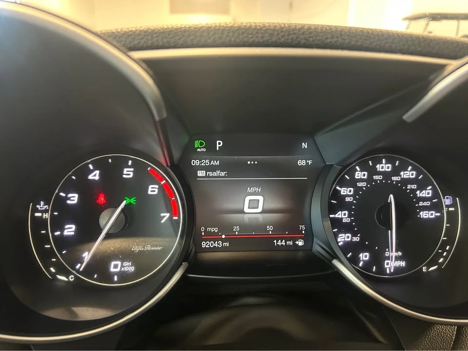 2019 Alfa Romeo Giulia - Image 14 of 14