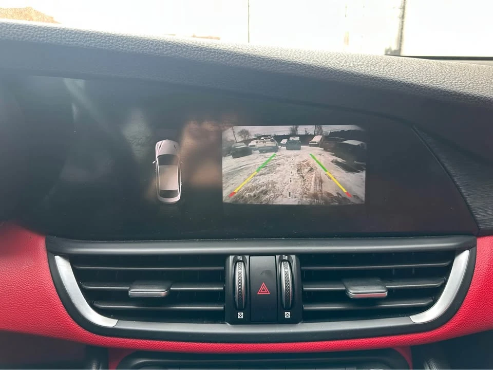 2019 Alfa Romeo Giulia - Image 13 of 13
