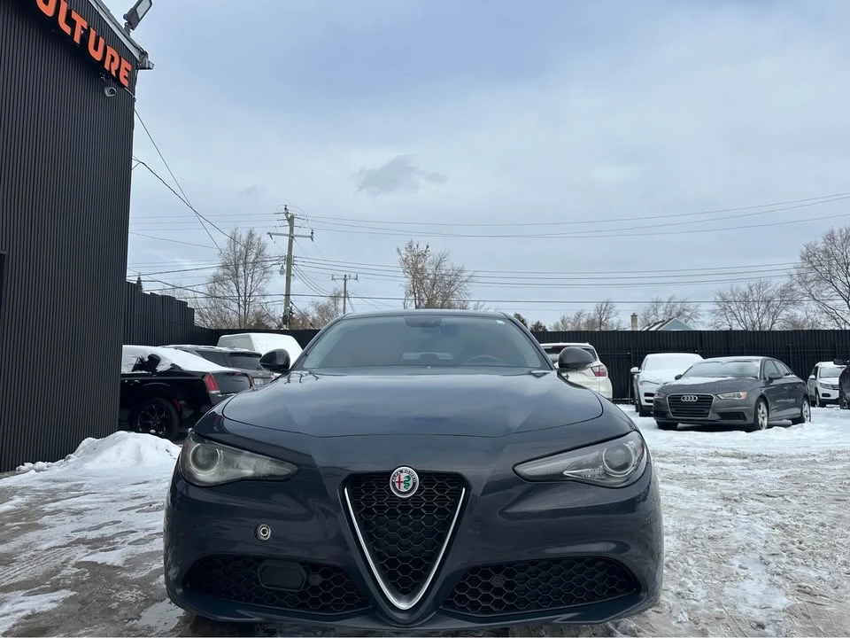 2019 Alfa Romeo Giulia - Image 2 of 13