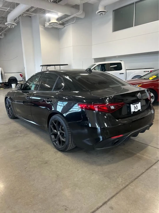 2019 Alfa Romeo Giulia - Image 3 of 14