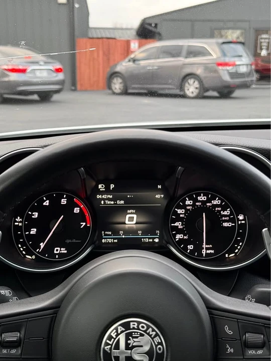 2019 Alfa Romeo Giulia - Image 12 of 14