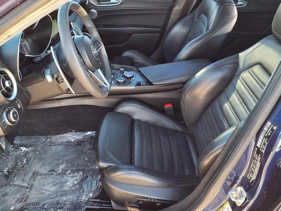 2019 Alfa Romeo Giulia - Image 7 of 14