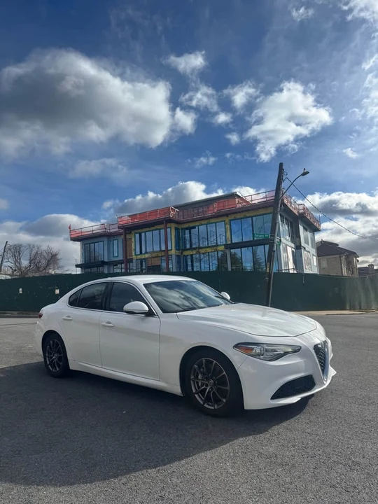 2019 Alfa Romeo Giulia - Image 4 of 6