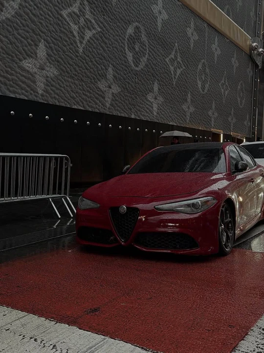 2019 Alfa Romeo Giulia - Image 3 of 4