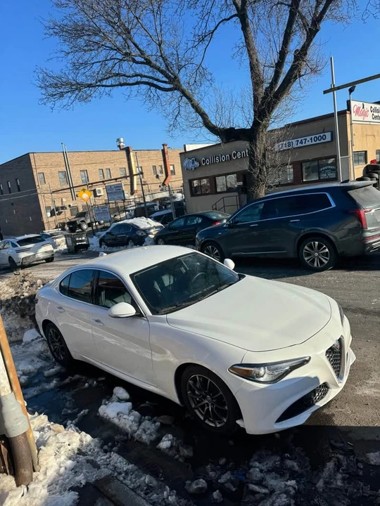 2019 Alfa Romeo Giulia - Image 3 of 4