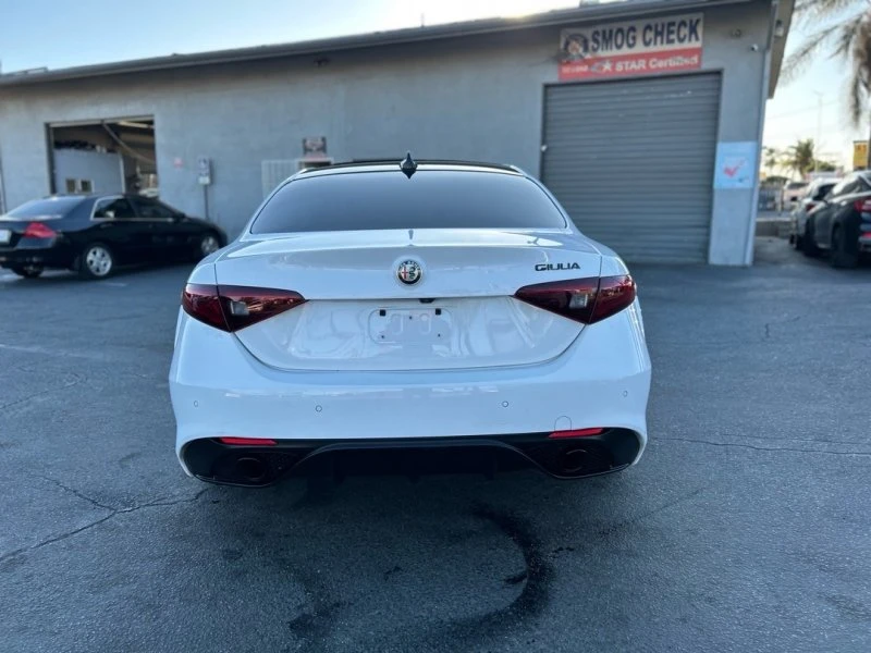 2019 Alfa Romeo Giulia - Image 2 of 12