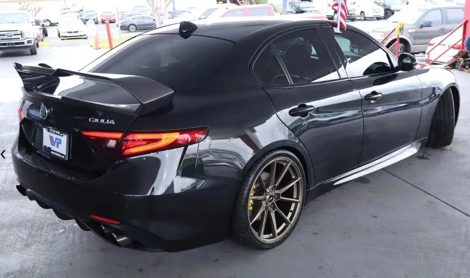 2019 Alfa Romeo Giulia - Image 2 of 4