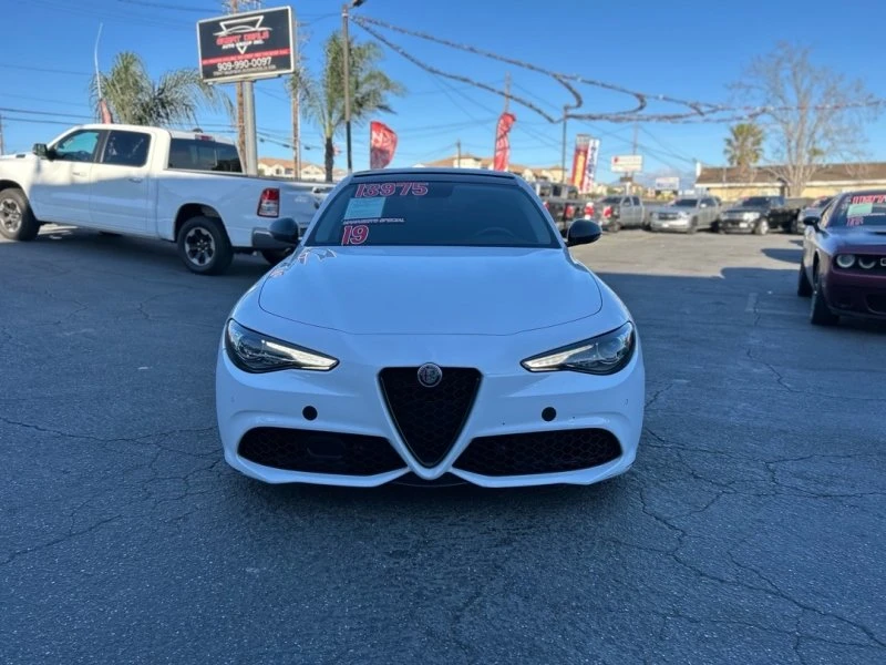2019 Alfa Romeo Giulia - Image 7 of 7