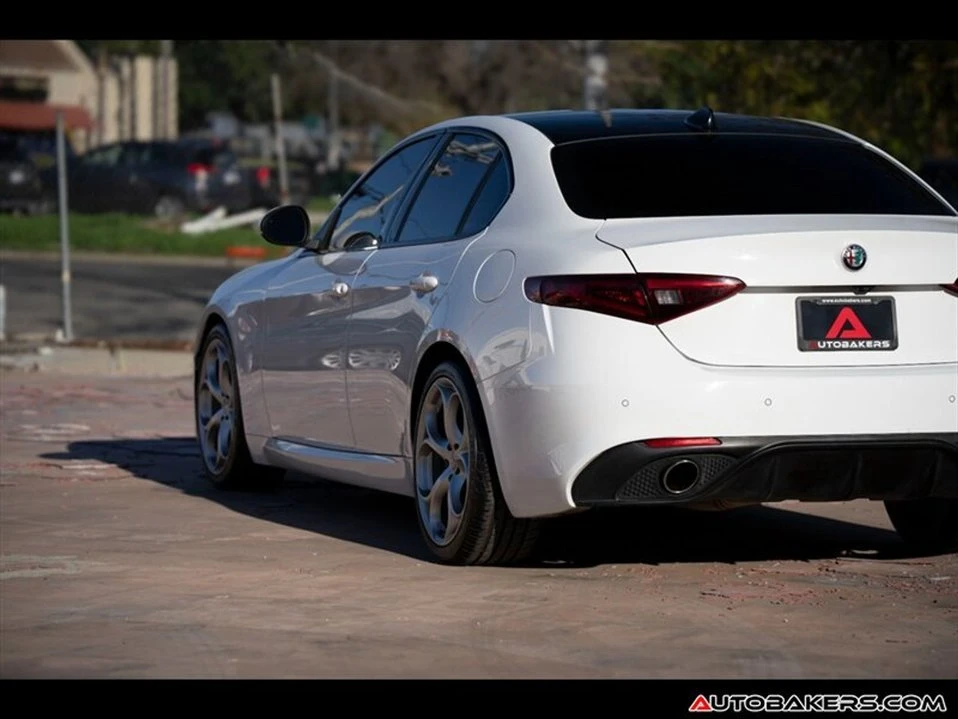 2019 Alfa Romeo Giulia - Image 8 of 20