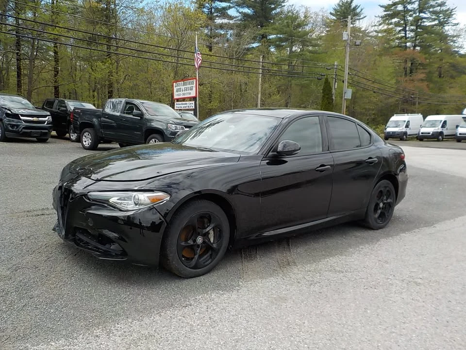 2019 Alfa Romeo Giulia - Image 3 of 15