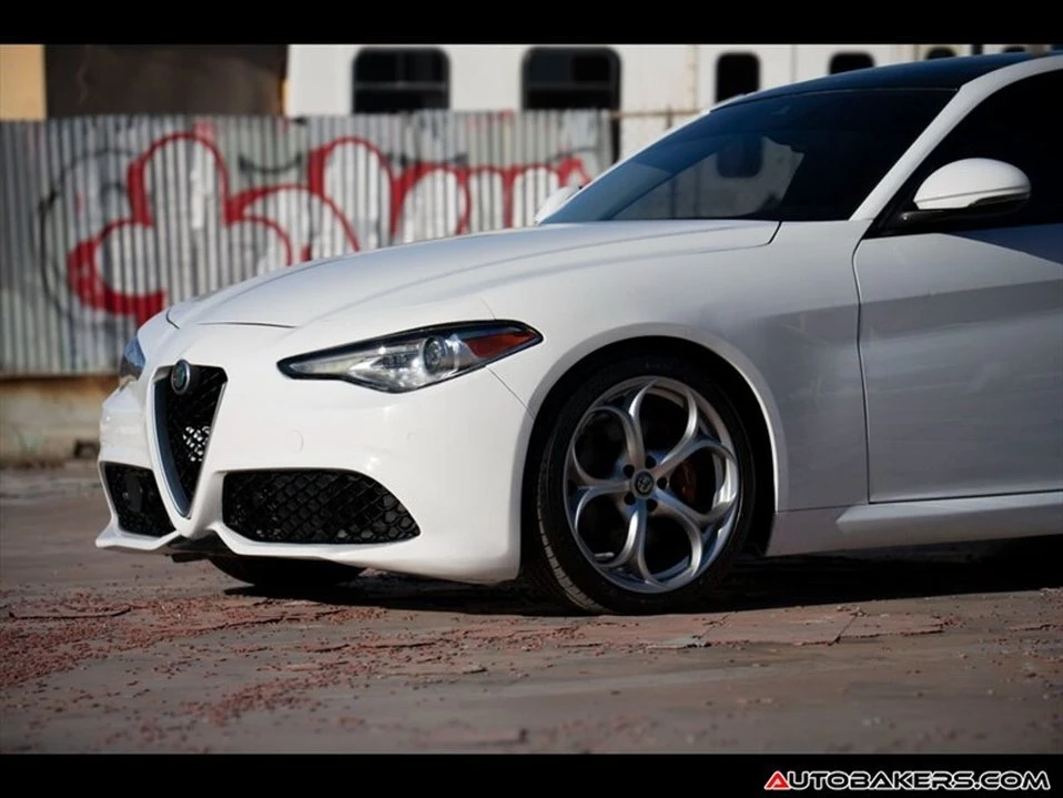 2019 Alfa Romeo Giulia - Image 12 of 20
