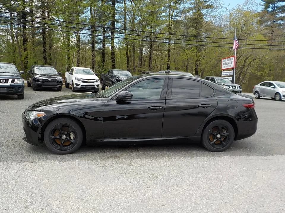 2019 Alfa Romeo Giulia - Image 7 of 15