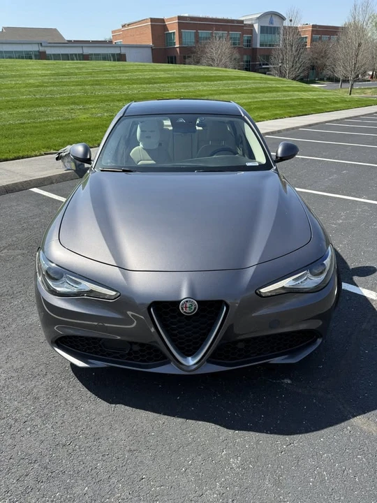 2019 Alfa Romeo Giulia - Image 3 of 8