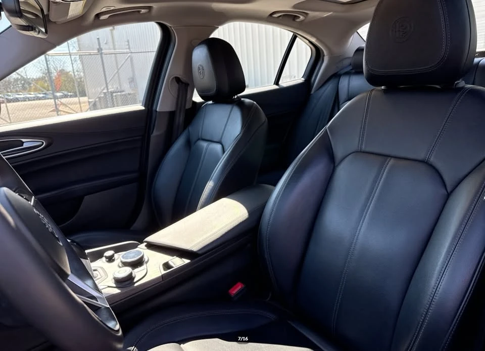 2019 Alfa Romeo Giulia - Image 10 of 11
