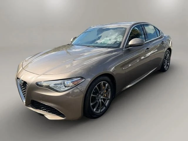 2019 Alfa Romeo Giulia - Image 8 of 11
