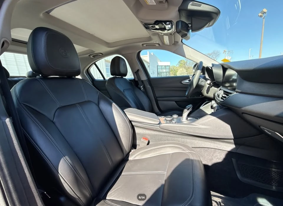 2019 Alfa Romeo Giulia - Image 9 of 11