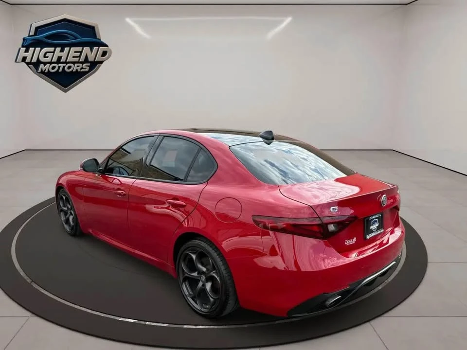 2019 Alfa Romeo Giulia - Image 3 of 18