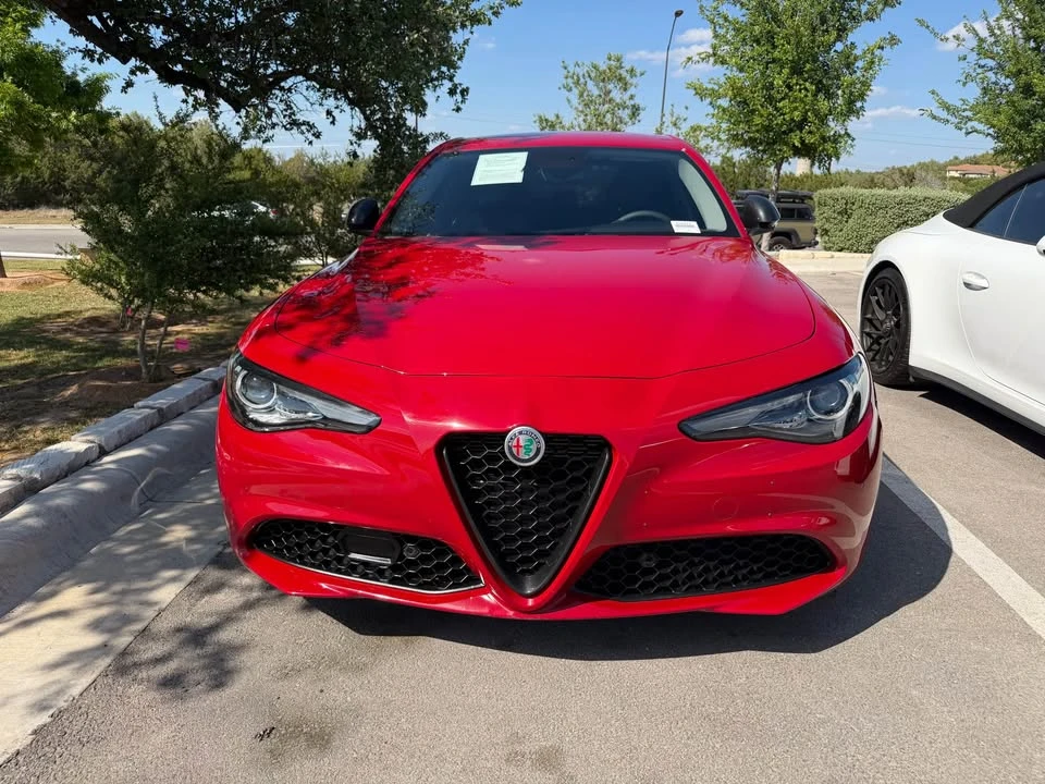 2019 Alfa Romeo Giulia - Image 2 of 8