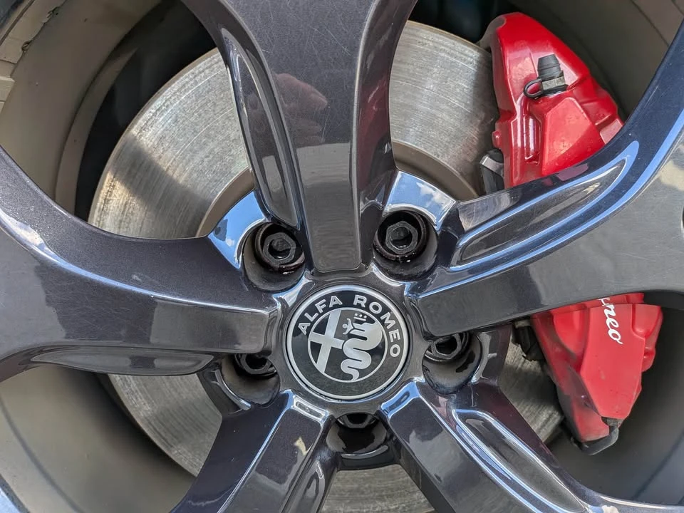 2019 Alfa Romeo Giulia - Image 8 of 14