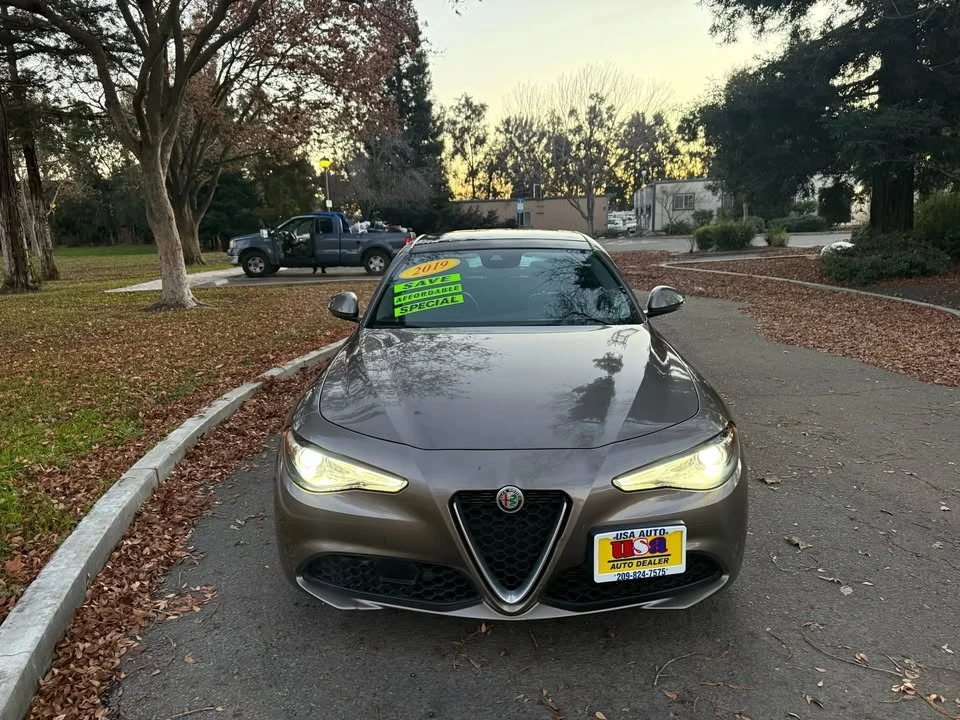 2019 Alfa Romeo Giulia - Image 3 of 18