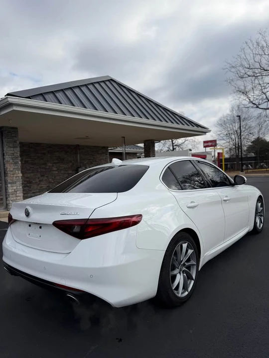 2019 Alfa Romeo Giulia - Image 3 of 13