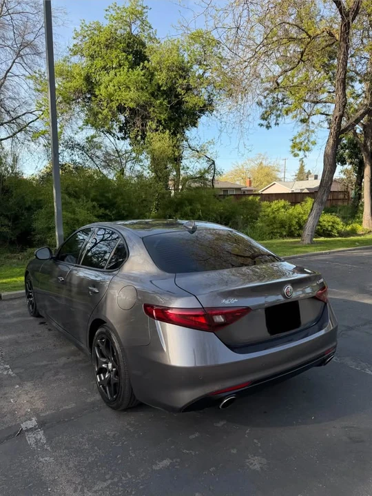 2019 Alfa Romeo Giulia - Image 4 of 10