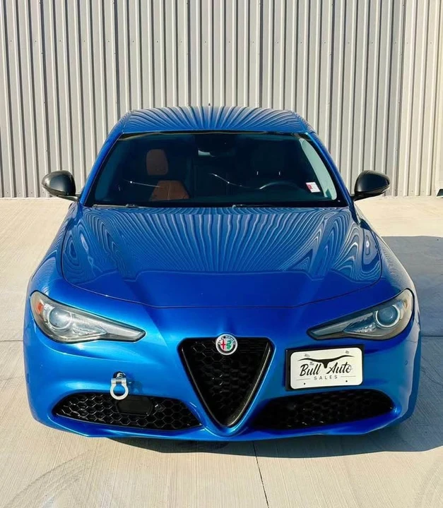 2019 Alfa Romeo Giulia - Image 2 of 11