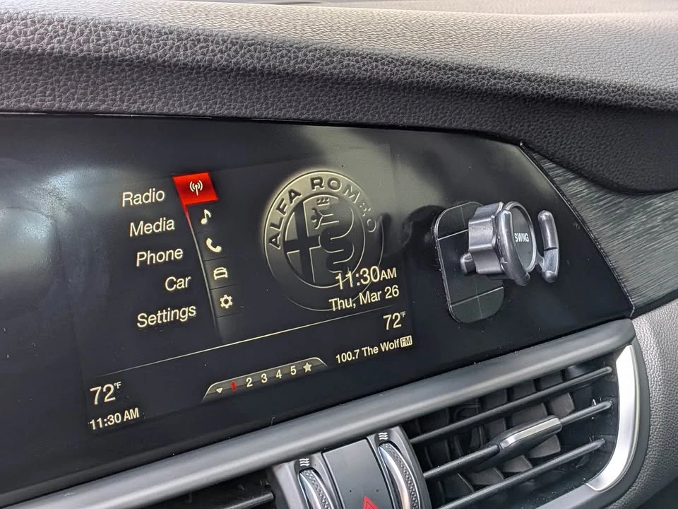 2019 Alfa Romeo Giulia - Image 12 of 14