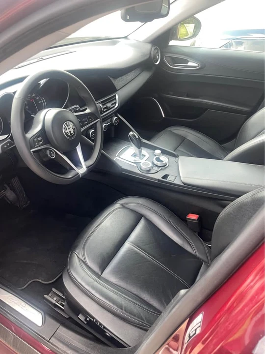 2019 Alfa Romeo Giulia - Image 2 of 4