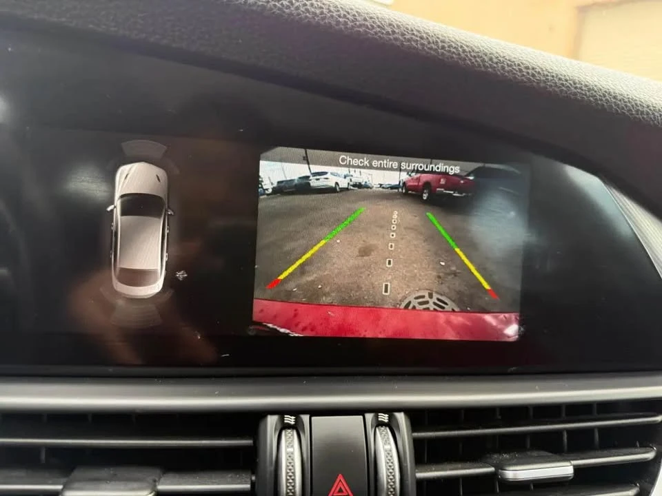 2019 Alfa Romeo Giulia - Image 12 of 12
