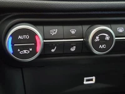 2019 Alfa Romeo Giulia - Image 20 of 20