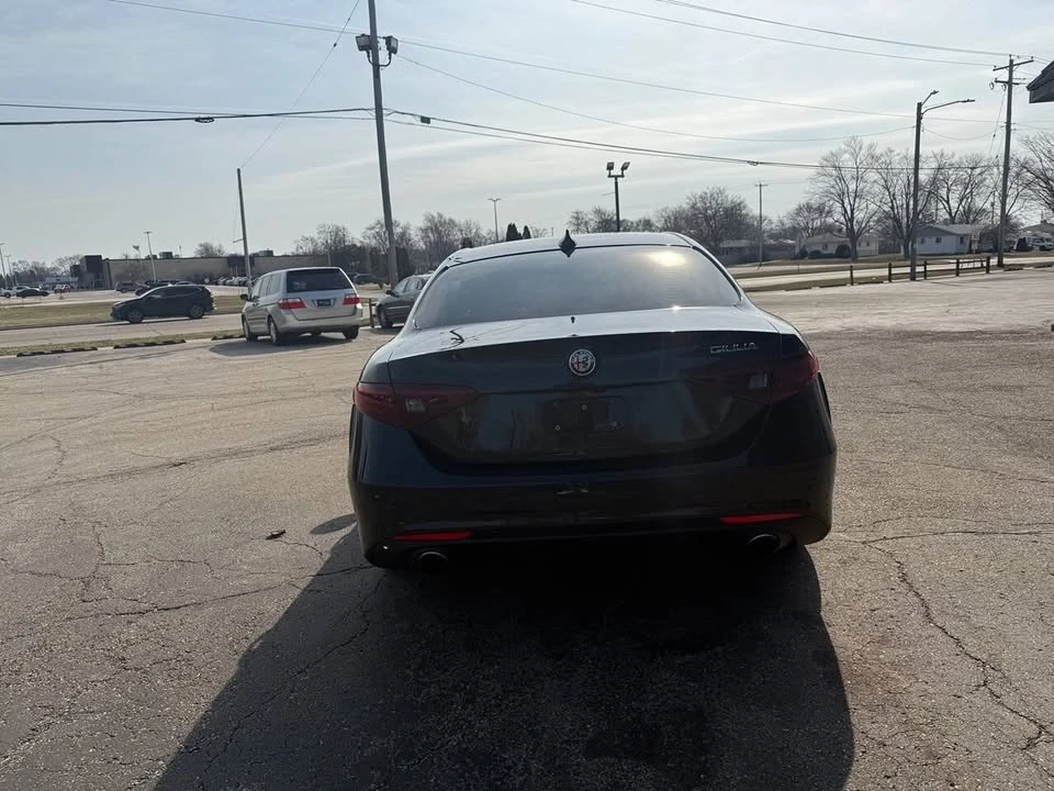 2019 Alfa Romeo Giulia - Image 7 of 20