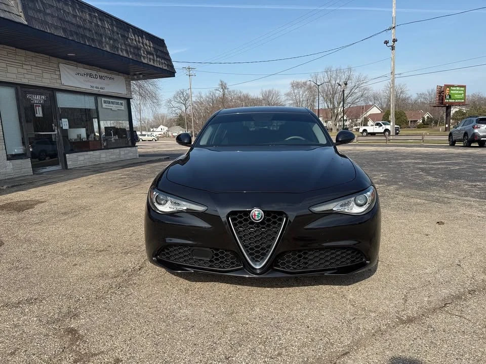 2019 Alfa Romeo Giulia - Image 2 of 20
