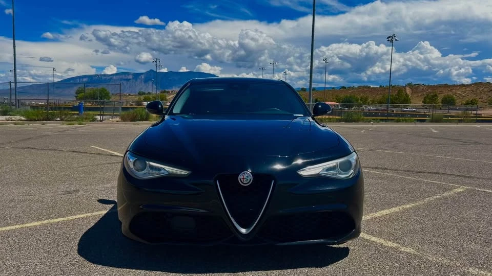 2019 Alfa Romeo Giulia - Image 2 of 6