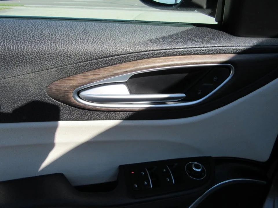 2019 Alfa Romeo Giulia - Image 11 of 19