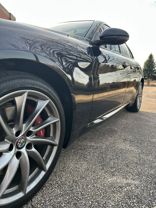 2019 Alfa Romeo Giulia - Image 4 of 19