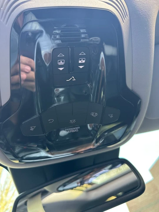 2019 Alfa Romeo Giulia - Image 13 of 19