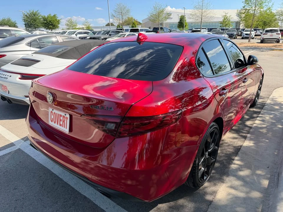 2019 Alfa Romeo Giulia - Image 4 of 8