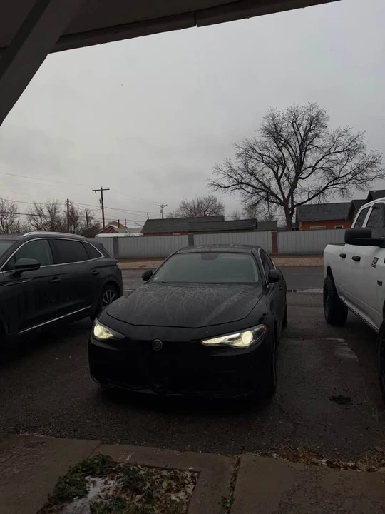 2019 Alfa Romeo Giulia - Image 2 of 8