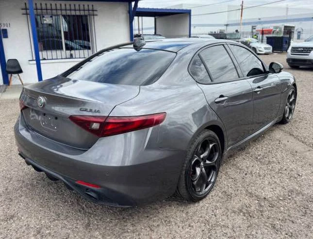 2019 Alfa Romeo Giulia - Image 5 of 16