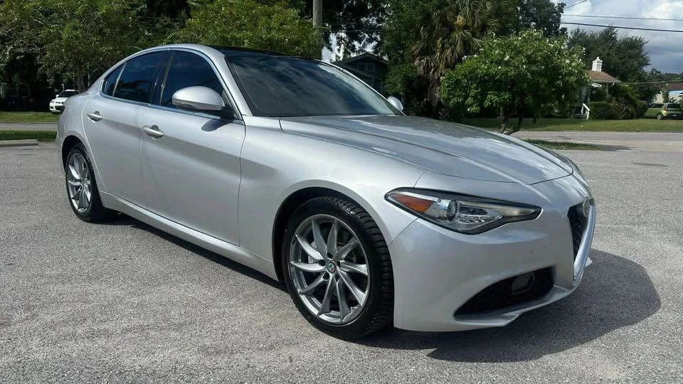 2019 Alfa Romeo Giulia - Image 3 of 11