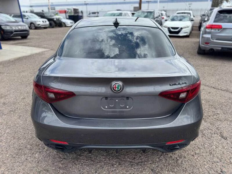 2019 Alfa Romeo Giulia - Image 4 of 16