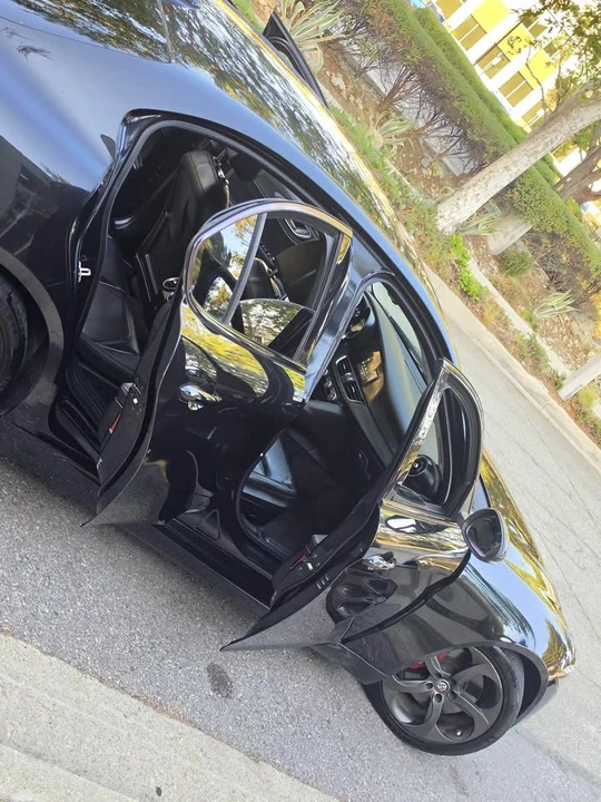 2019 Alfa Romeo Giulia - Image 18 of 19