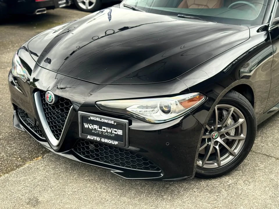 2019 Alfa Romeo Giulia - Image 4 of 20